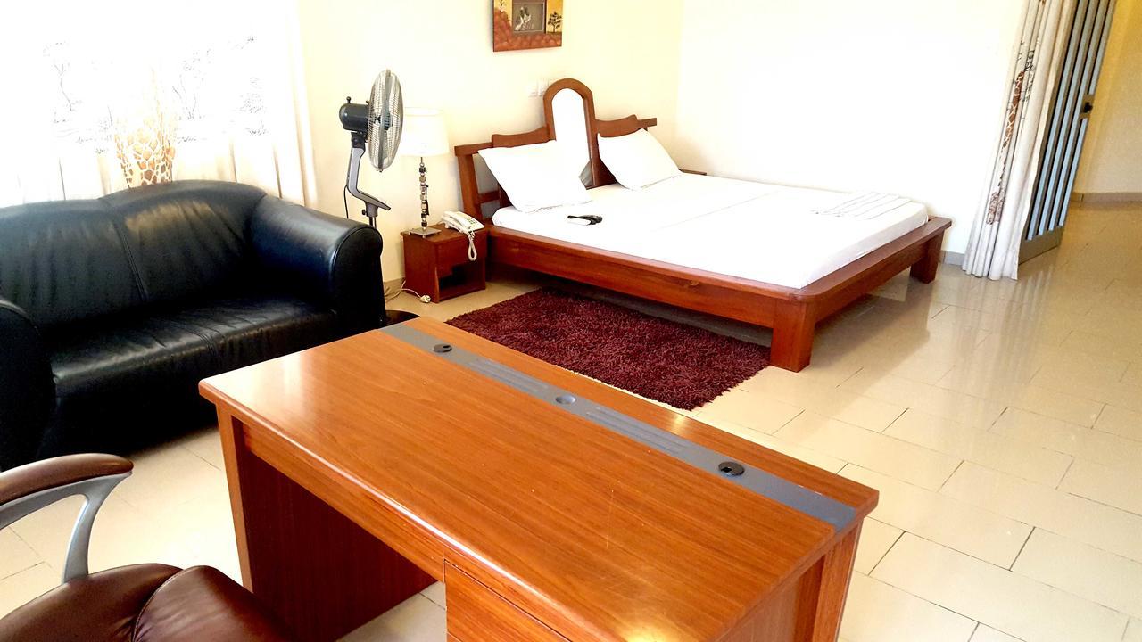 Hotels Residences Easy 코토누 외부 사진