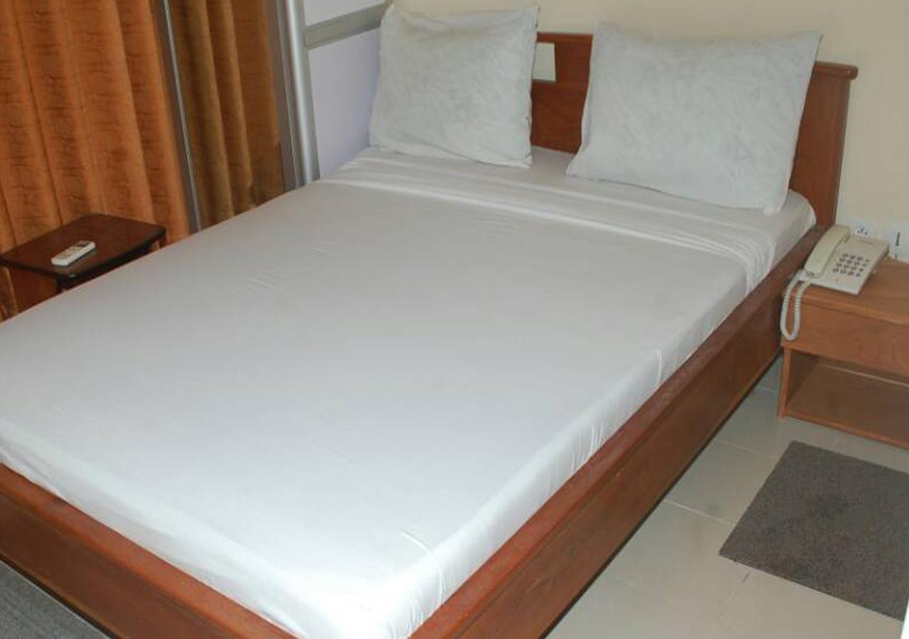 Hotels Residences Easy 코토누 외부 사진
