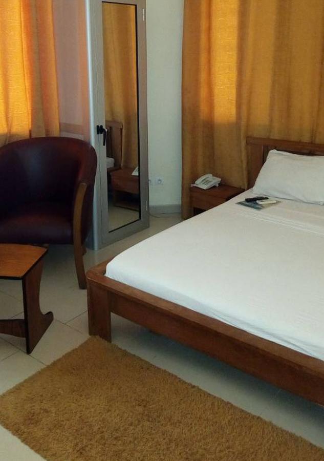 Hotels Residences Easy 코토누 외부 사진